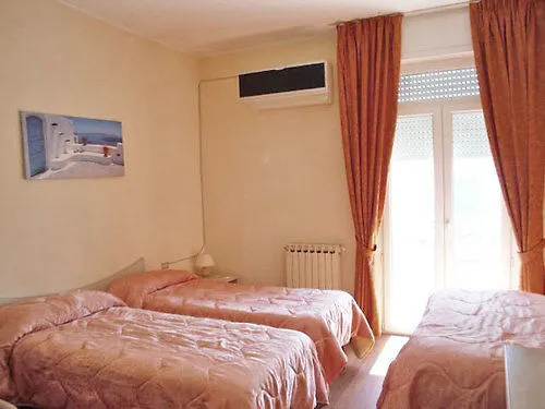 Hotel Mirage Marina di Pietrasanta 3*,