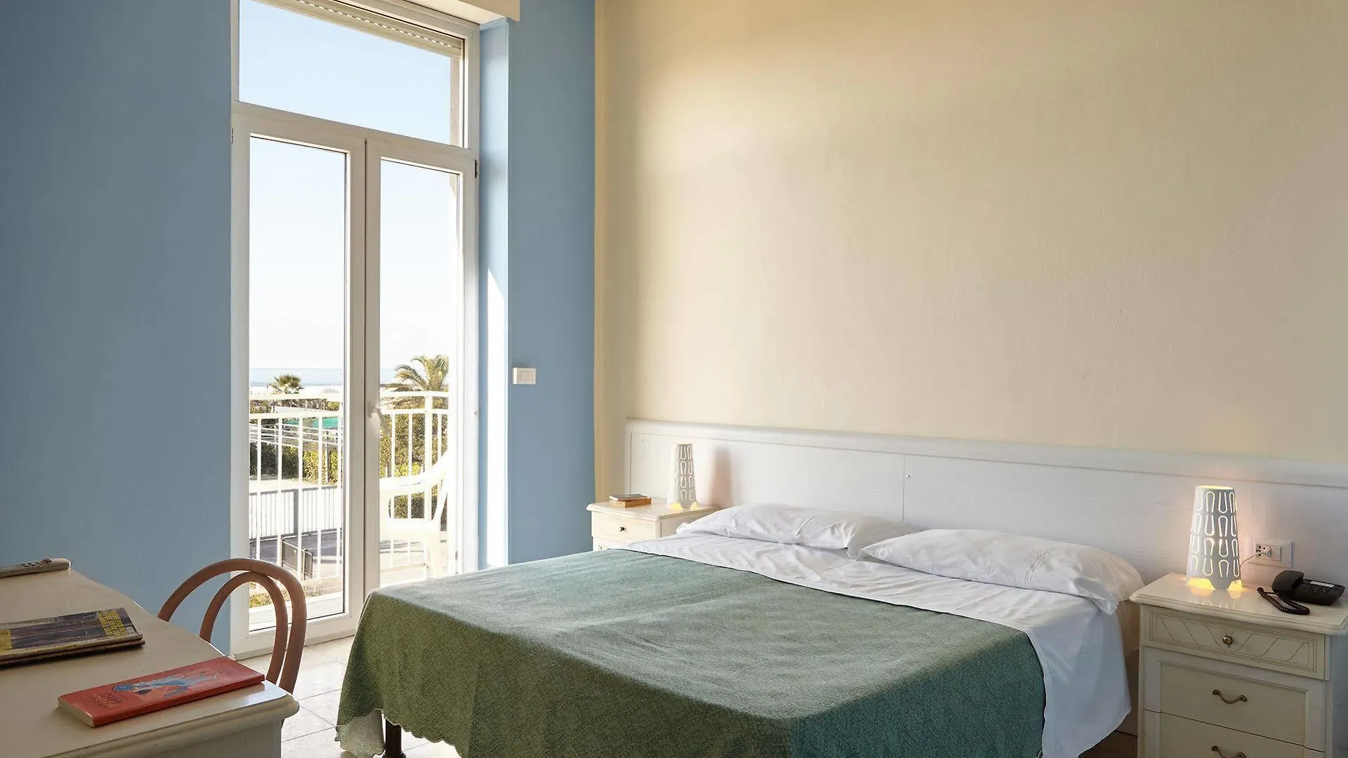 Hotel Mirage Marina di Pietrasanta 3*,  Italy